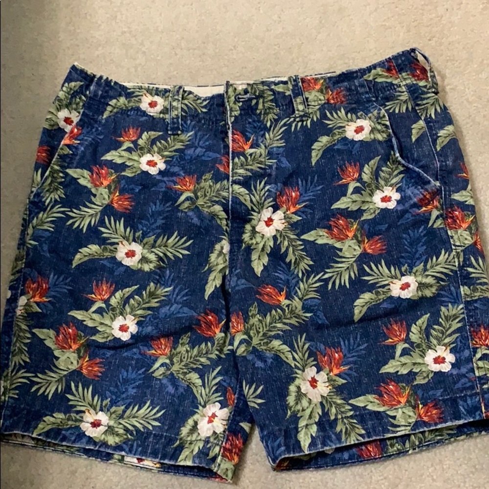 Abercrombie and Fitch Tropical shorts